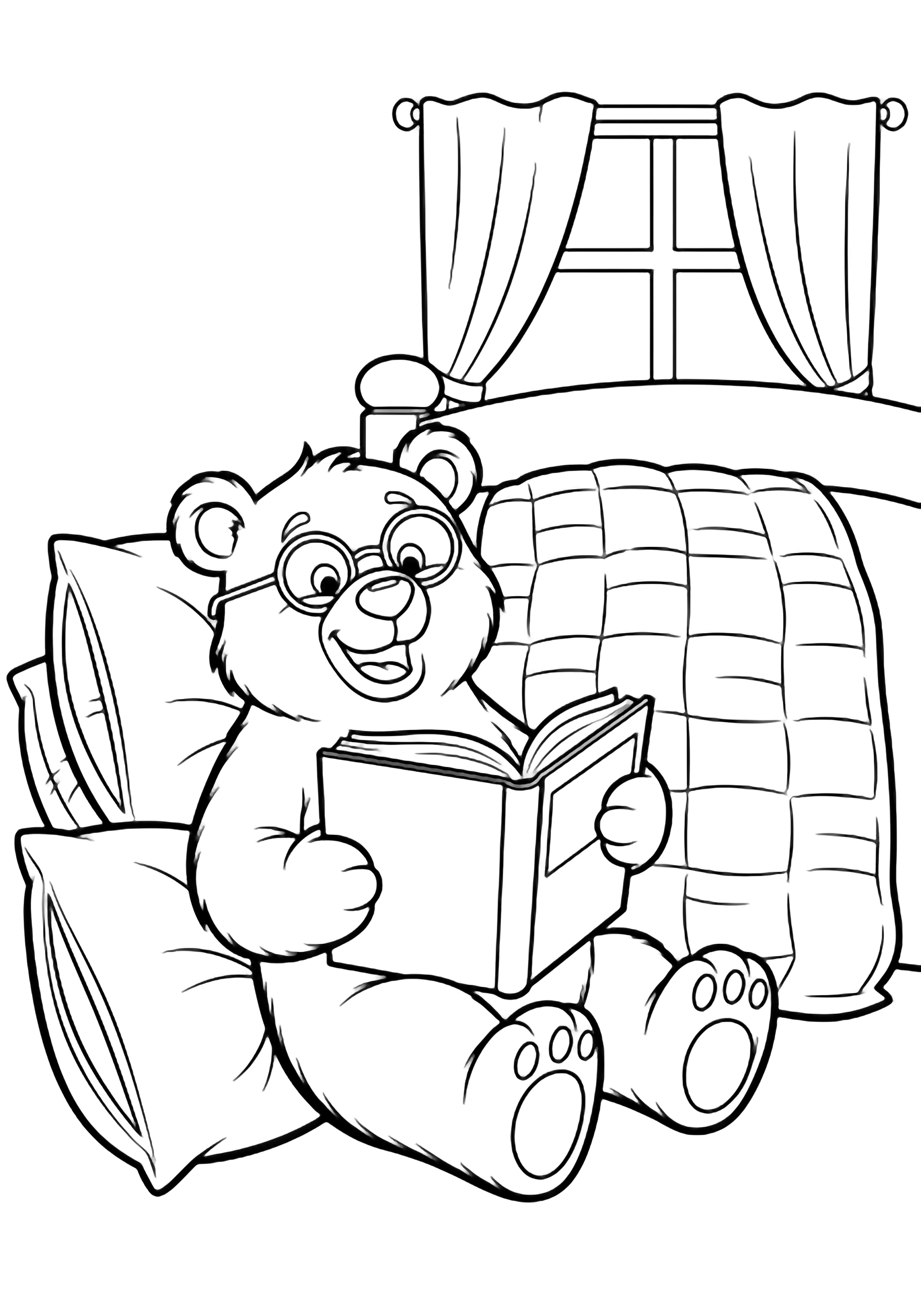 A smiling, bespectacled bear lounges against pillows, reading a large open book under a quilted blanket in a cozy bedroom with curtained window. kleurplaat