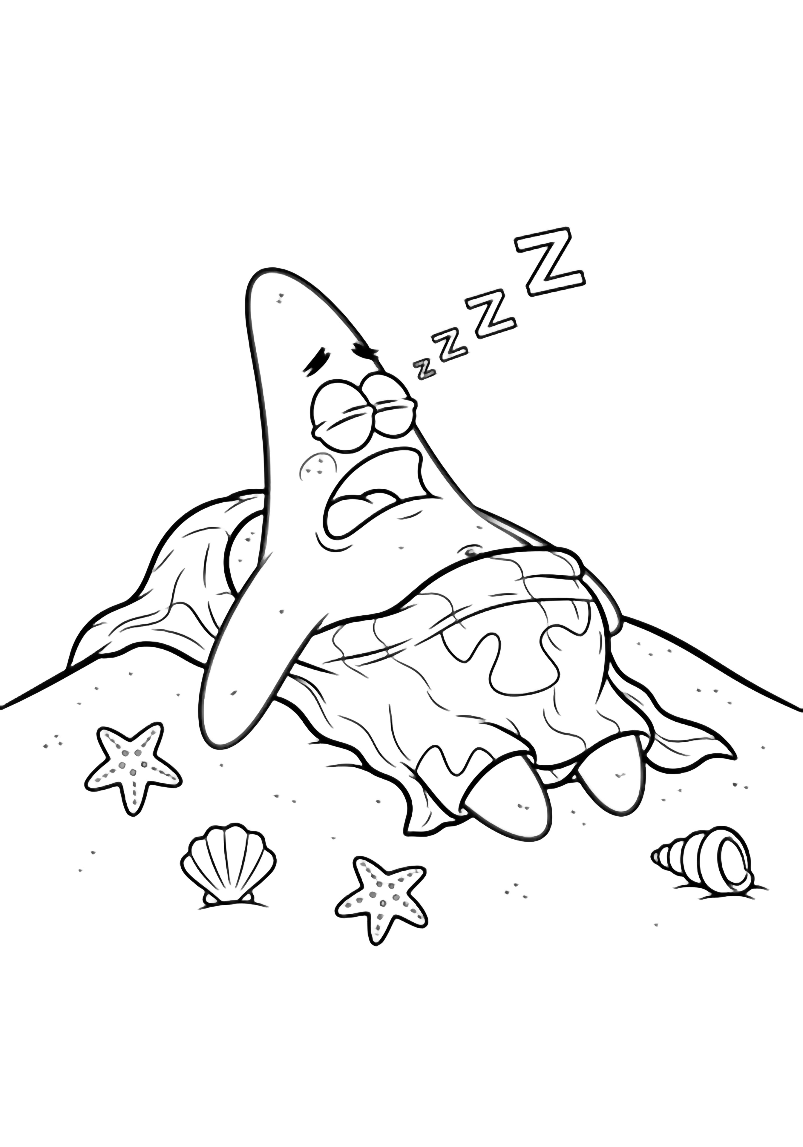 Patrick asleep on a sandy dune, wrapped in seaweed up to his chin, snoring, with shells and starfish scattered nearby. kleurplaat